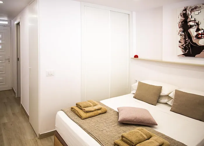 Luxury Borinquen With Parking And Swimming Pool *